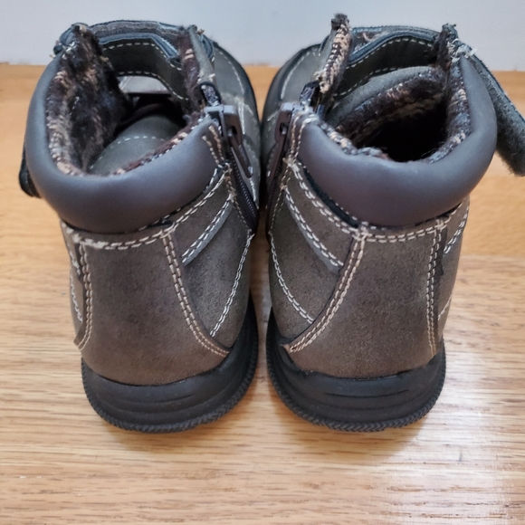 Jumping Beans boots - Picture 4 of 5